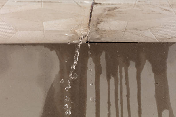 Professional Water Extraction technician working in Cushing, WI